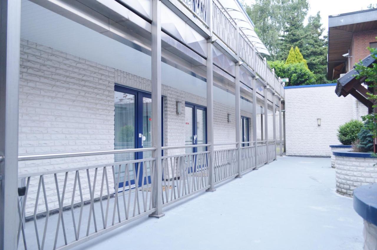 Hotel B8 Voerde Exterior foto